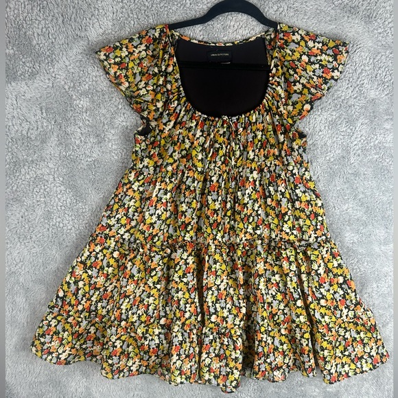 Urban Outfitters Dresses & Skirts - Nice!! Urban Outfitters Cap Sleeves Babydoll Floral Mini Dress Women’s, Size XS